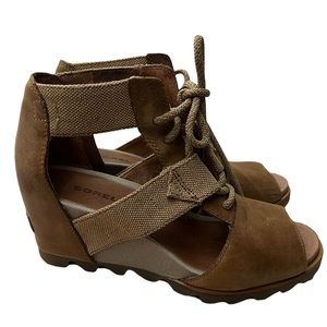 Sorel Joanie Sandals Laceup wedges size 8.5